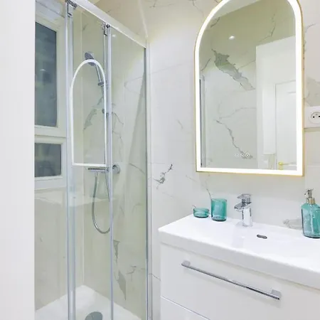 Elegant 1 Pour 4 Personnes Au Coeur De Paris, A Bastille Appartement *